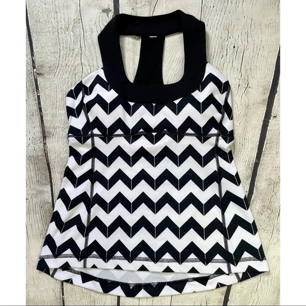 Lululemon Chevron Arrow Scoop Neck Tank
